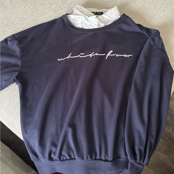 Tops - Crew neck collared sweatshirt